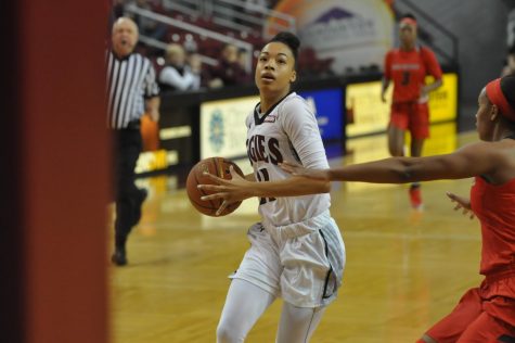 NMSU comes back against CSU Bakersfield, wins fourth straight