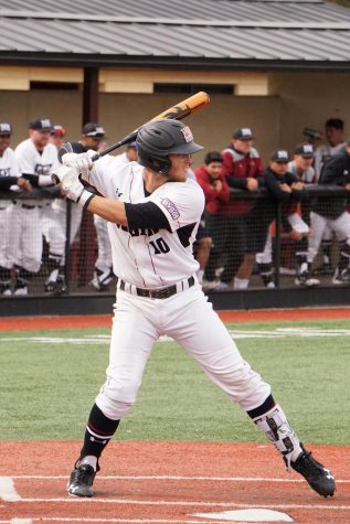 Aggies face adversity late, but hold off Harvard for the win