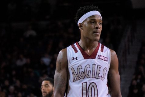 Aggies clinch WAC regular season title on senior night