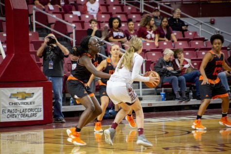 Aggies make easy work of Chicago State on senior day