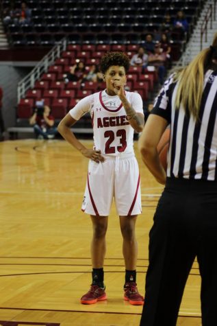 Aaliyah Prince scores a game-high 17 points in NM State's loss to the Roos.