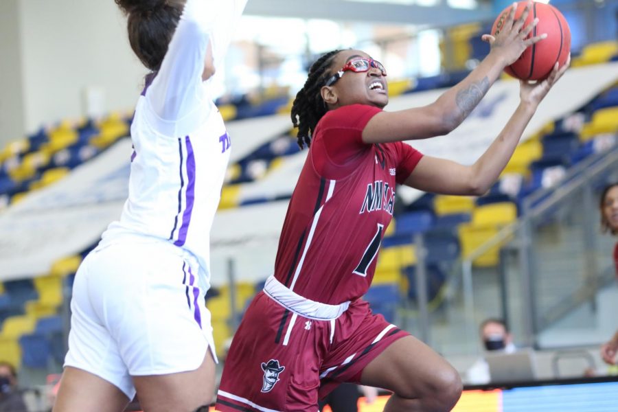 Shania Harper erupts for a career high 11 points in the first half in NM States senior day win over the Texans. (Photo courtesy of NMSU Athletics)