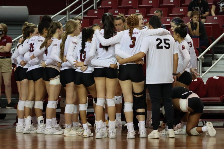 NM State Aggies celebrate victory after losing last match