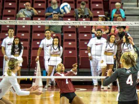 NMSU Volleyball picks up second conference win, Mosher and Fay collect record highs