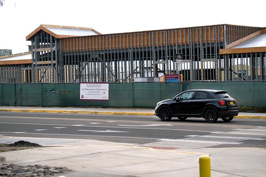 NMSUs new biomedical research facility is one of the few projects under construction on campus. Photo taken on Nov. 7, 2022. 