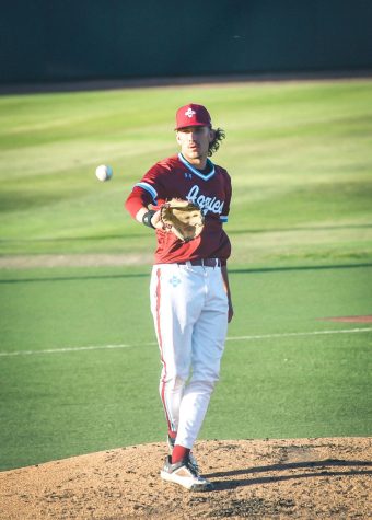 Aggies baseball shutout in blowout loss to rival Lobos