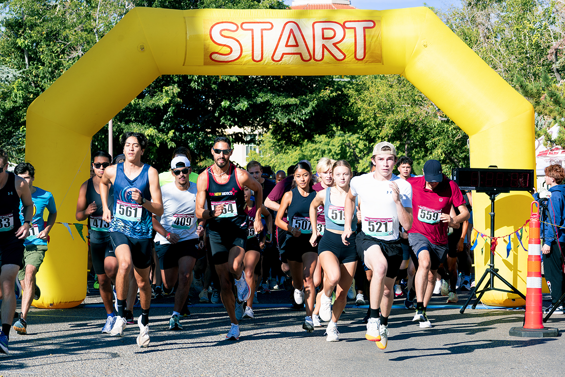 Athletes begin the Gratitude Run on Sep. 14, 2024.