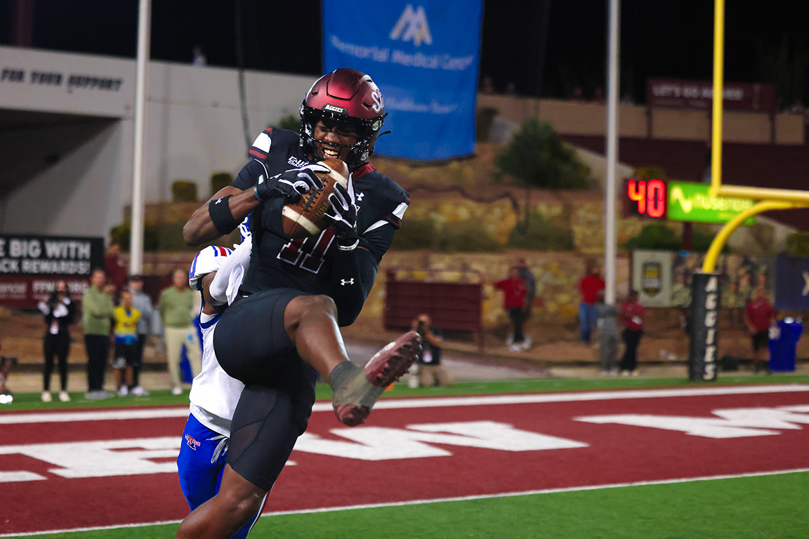 Jenni H_NMSU v LATech_lowres_1