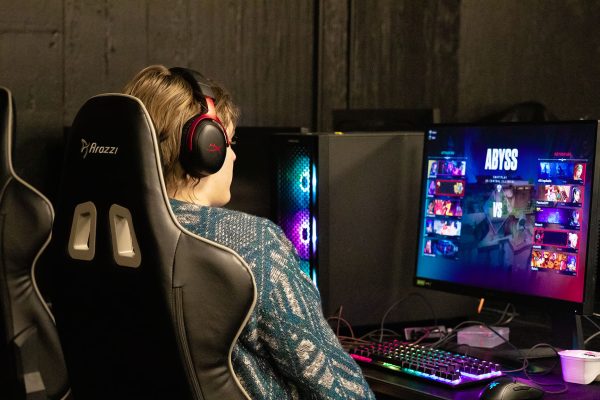 Esports’ Girls Night in the Lab promotes diversity, inclusion