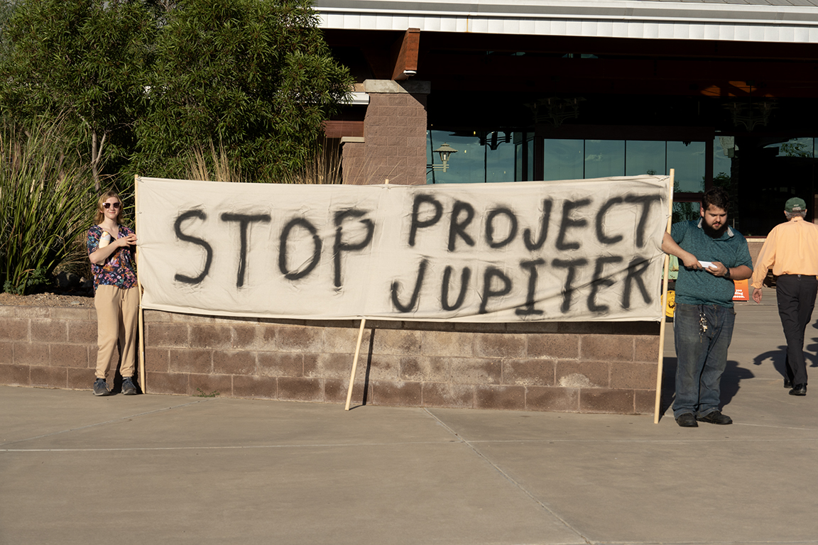 Protestors outside of the Project Jupiter Commitee meeting Sep. 10,2025 