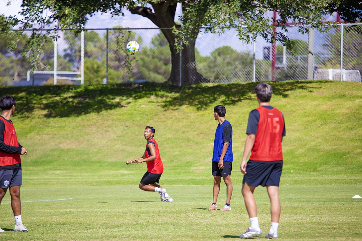 Diego Jaquez keeps his eyes on the ball during a practice with UDA NMSU on September 26, 2025. 
