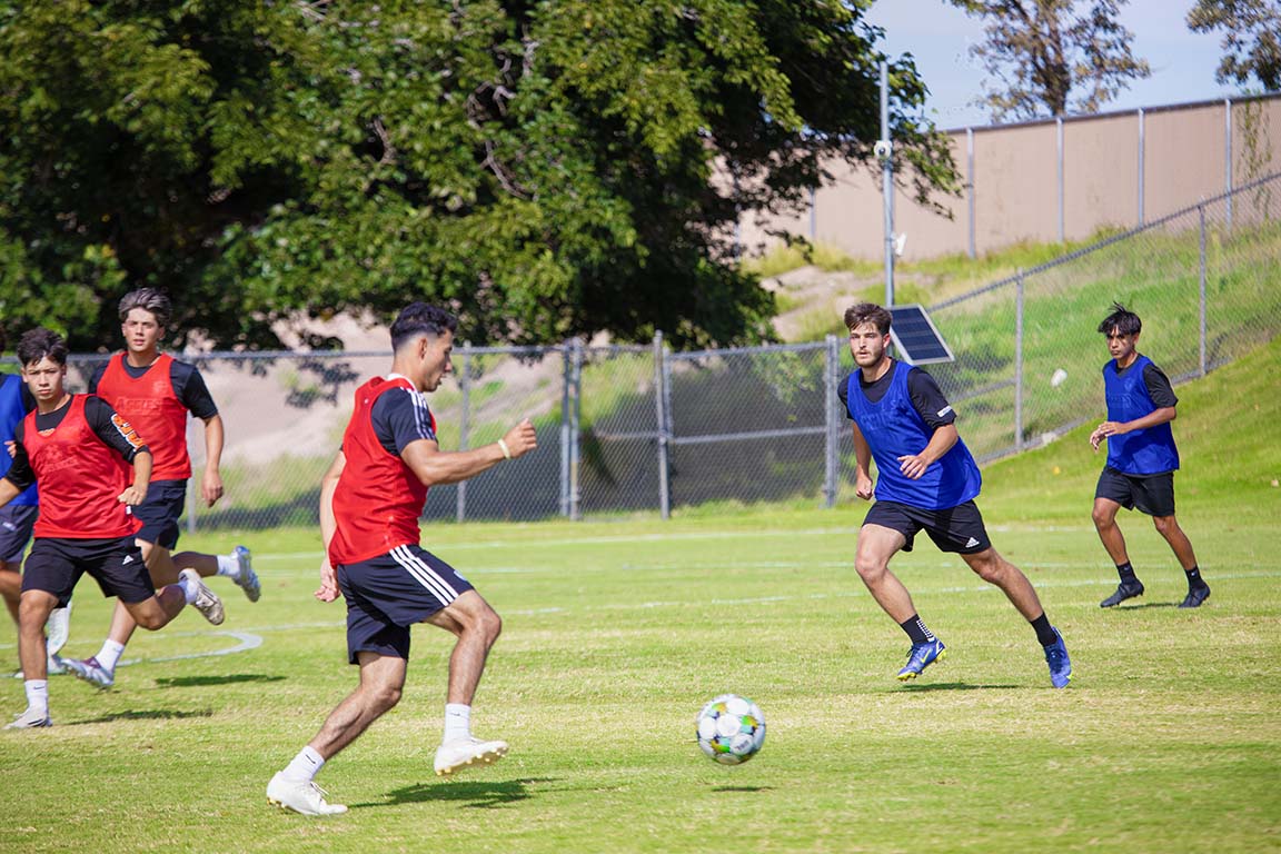 The UDA soccer team prepares for its next match against Athletico New Mexico. September 26, 2025. 