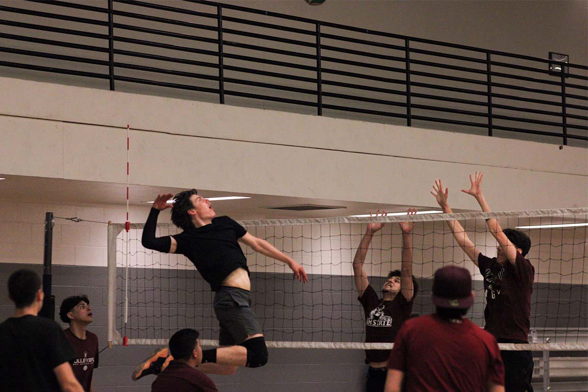 02_DanielV_Volleyball_LowRes