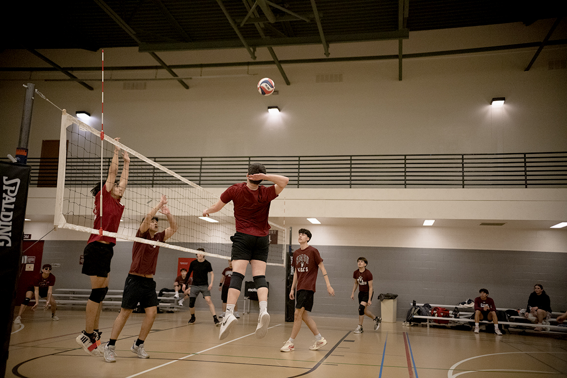 El equipo masculino de voleibol de NMSU regresa esta primavera tras dos años de ausencia. 18 de febrero de 2025.
